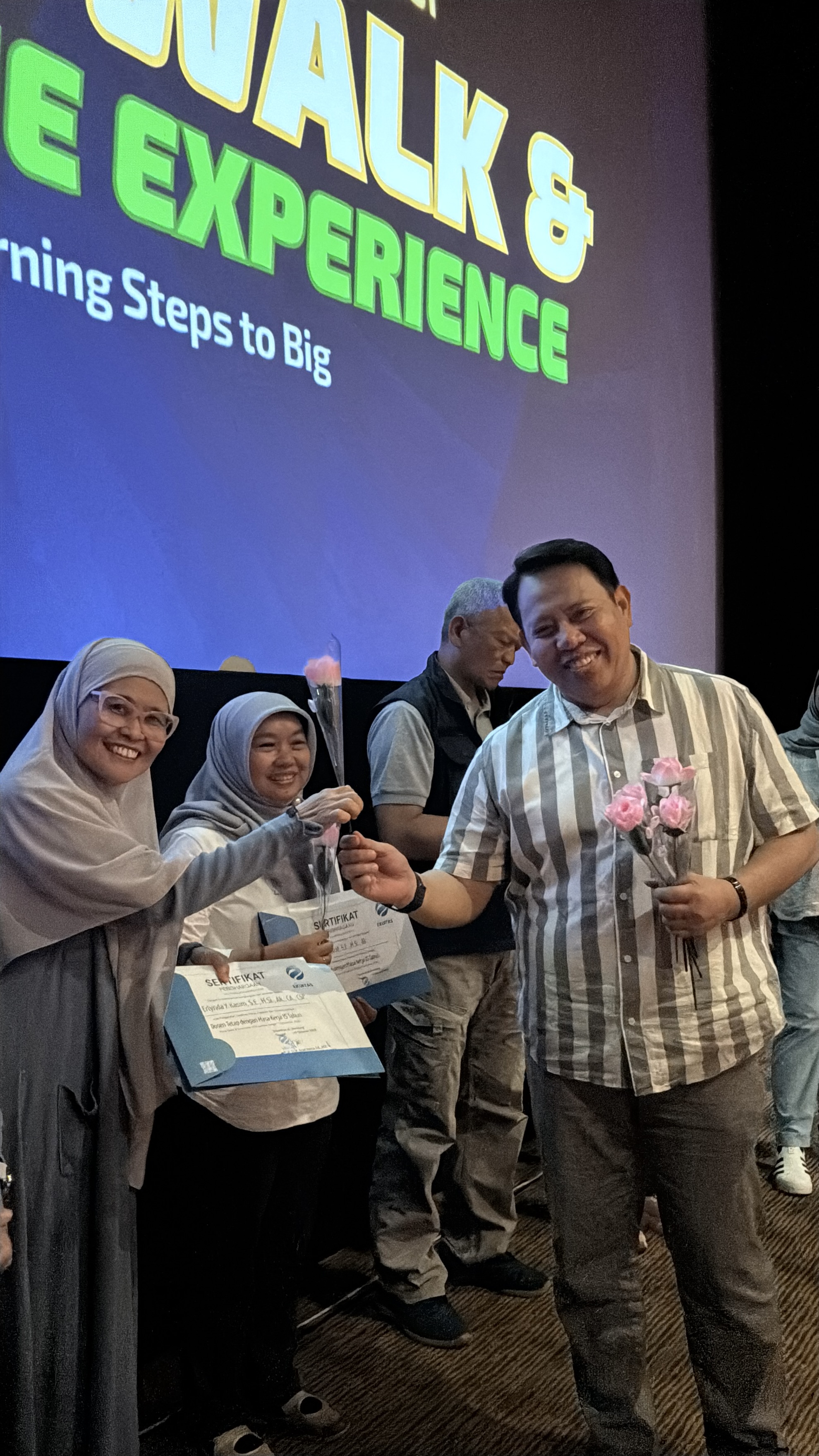 Ekuitas University Sukses Gelar Dies Natalis ke-24: Diwarnai Ajang Kompetisi hingga Kuliah Umum Perdana Mahasiswa Baru